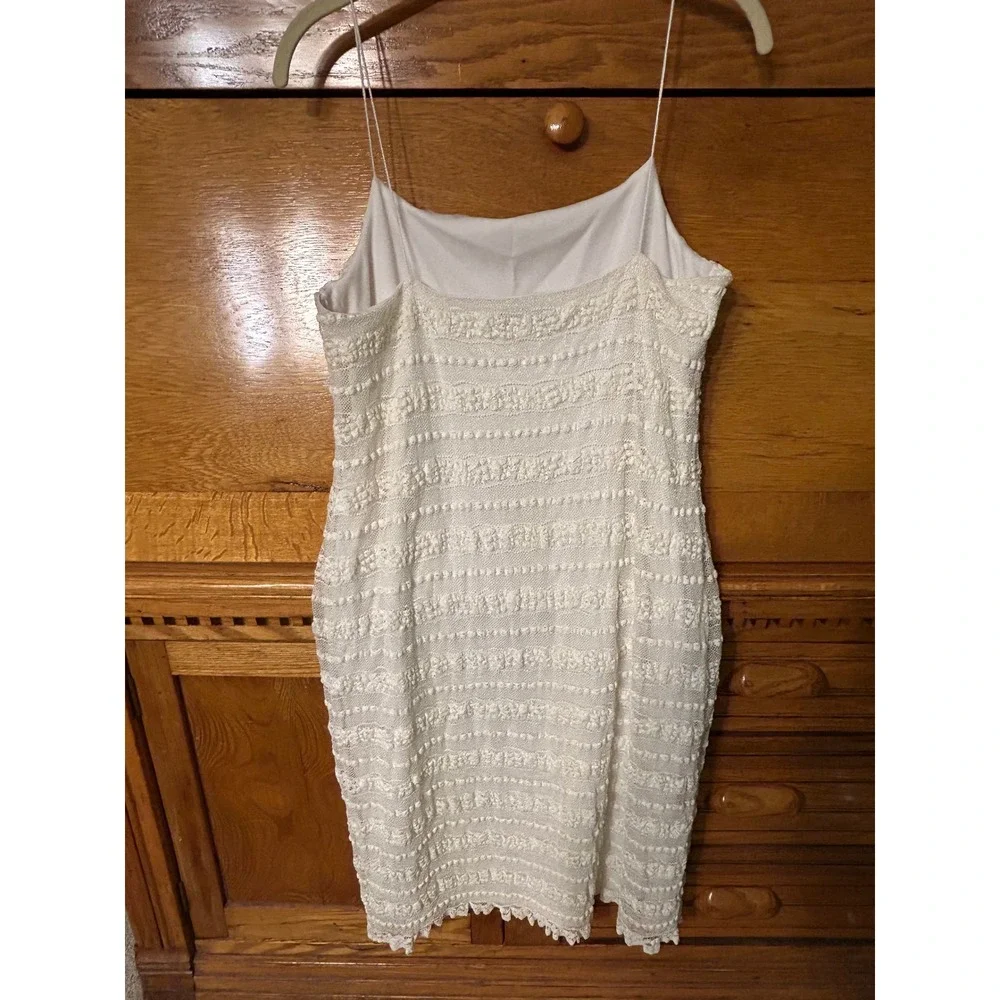 Ralph Lauren Romantic White Lace Spaghetti Strap Sheath Dress Pom Pom Detail - Picture 2 of 13